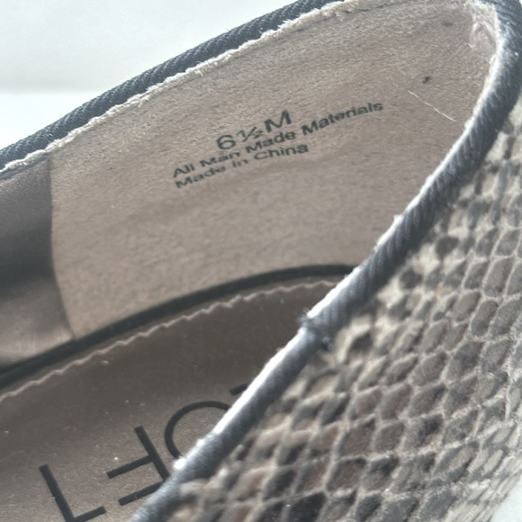 Loft Snake Print Skimmer Flat, size 6.5 - Picture 5 of 7